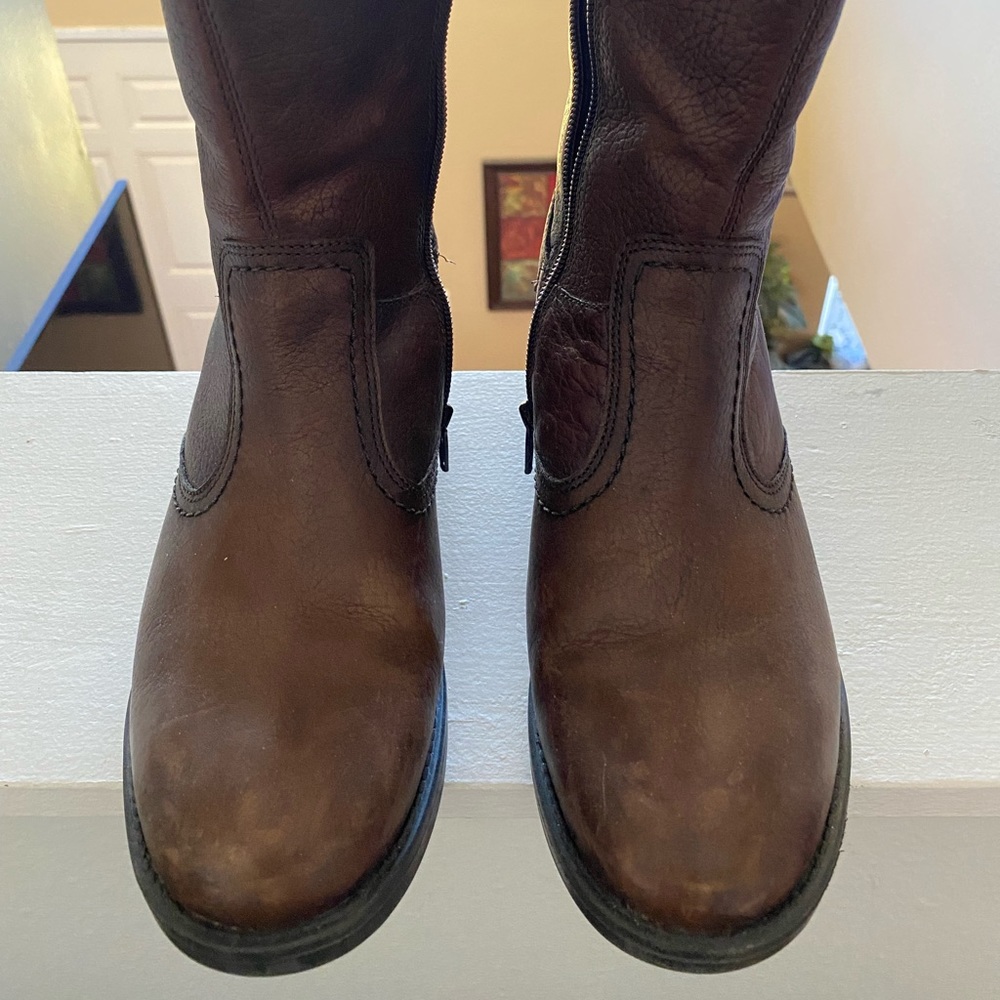 Santana Canada mid-calf boots